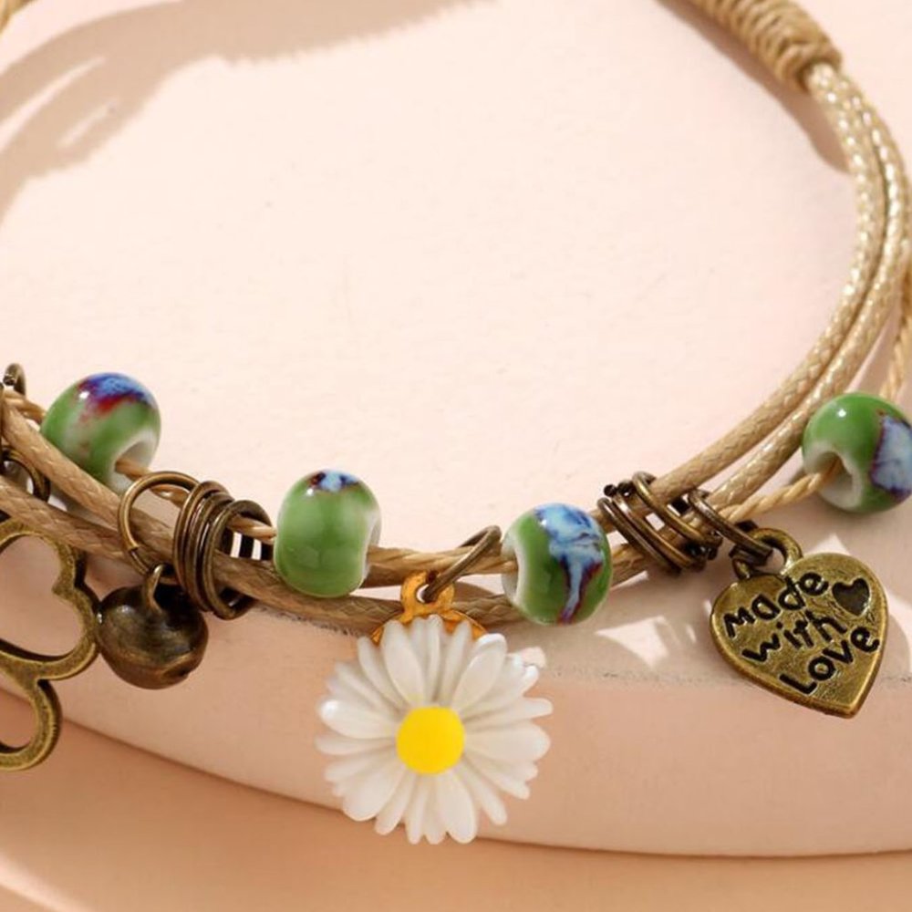 New Heart Detail Charm Bracelet - Picture 3 of 3